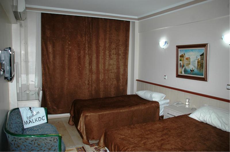 Hotel Malkoc à Istambul Extérieur photo